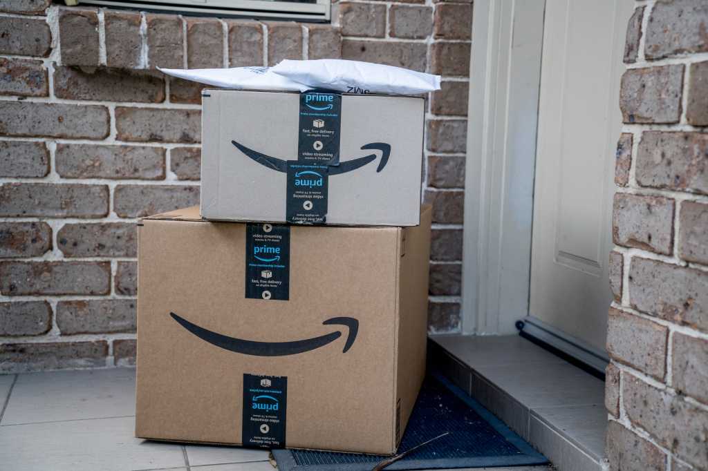 AWS turns its S3 storage service into a file system for AI agents amazon boxes on step
