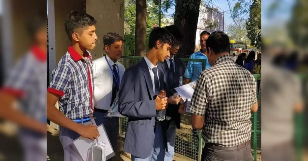 KV (99.57%), JNV (99.42%) lead pass percentage; Girls outperform boys again, ETEducation