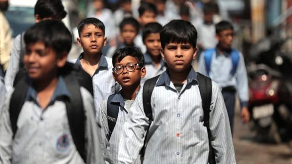 Karnataka Governor asks govt to relook grading system for third language in SSLC | Education News Concerns among teachers, parents and educationists regarding the long-term implications of the move on the quality and inclusiveness of school education in the state were reflected