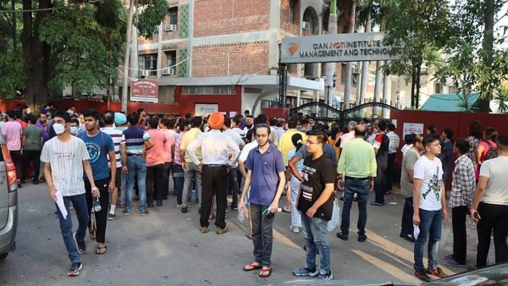 JEE Advanced 2026 on May 17, reporting time, checklist