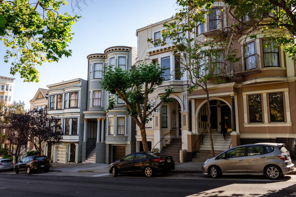 How Can Expats Buy US Real Estate? Remote Property Acquisition