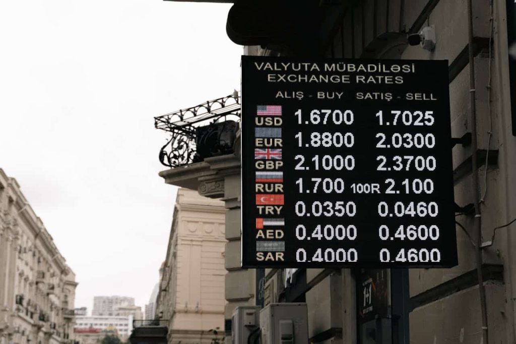 Smart Currency Strategies For Expats Managing Money In Multiple Countries Smart Currency Strategies For Expats Managing Money In Multiple Countries