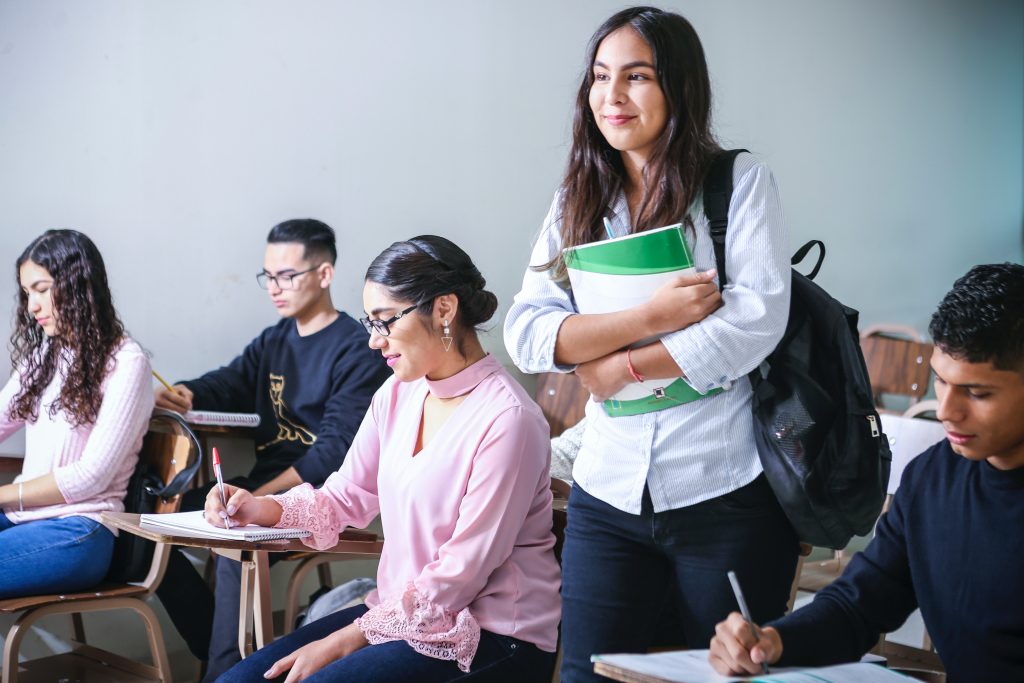 Why Flexible Healthcare Education Appeals To Remote Workers And Expats Why Flexible Healthcare Education Appeals To Remote Workers And Expats