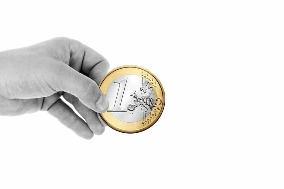 5 Common Methods For Sending Money Abroad 5 Common Methods For Sending Money Abroad