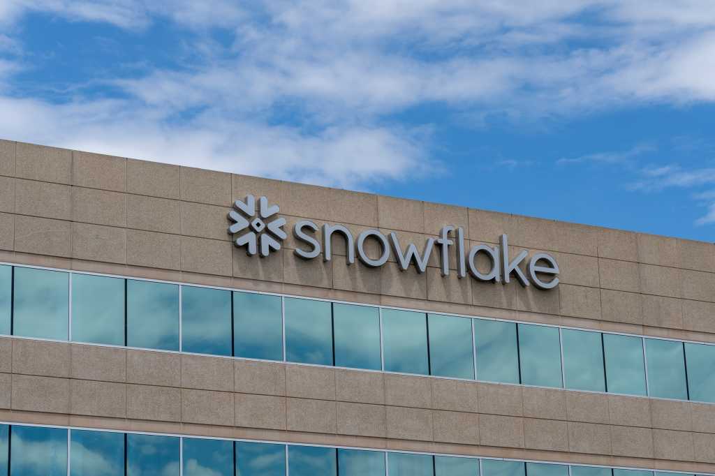 Snowflake’s Horizon Context aims to give AI agents a common understanding of the business Snowflake logo on office building