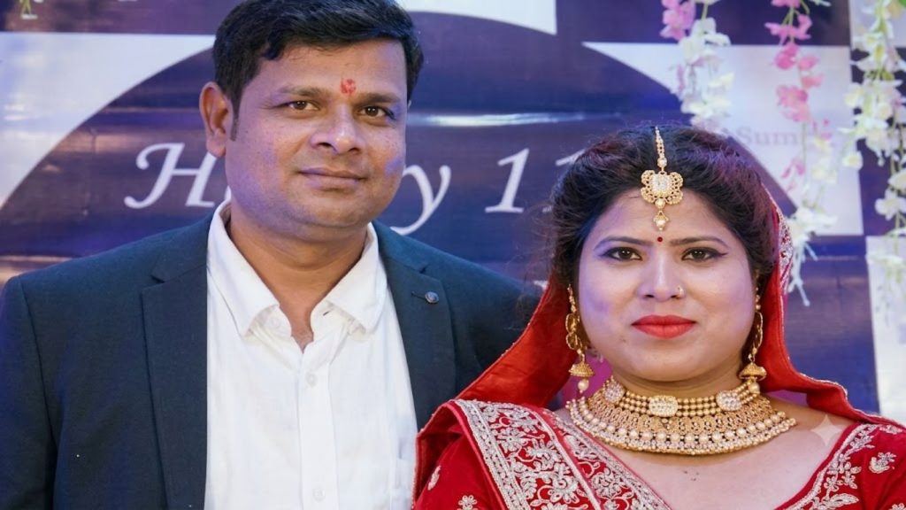 A shoe, Rs 8,000, no CCTV: How Maharashtra’s TET paper was leaked | Education News Paper leak's allege mastermind Bijendra Gupta who is on the run, with his wife (Special Arrangement)