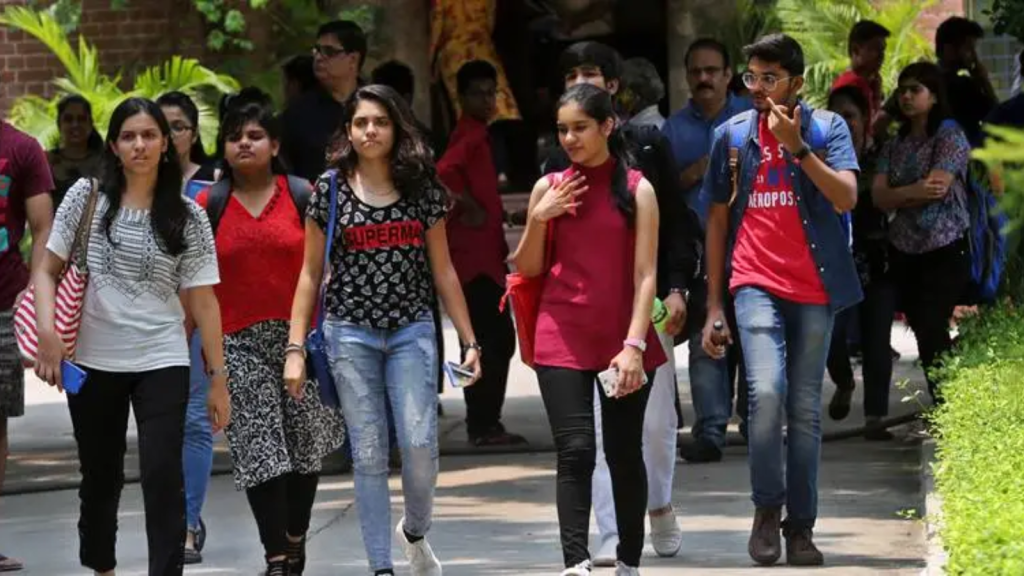 DU UG Admissions 2026: Over 71,000 admissions confirmed; Round 3, mid-entry schedule announced | Education News DU UG Admission 2026 Round 3