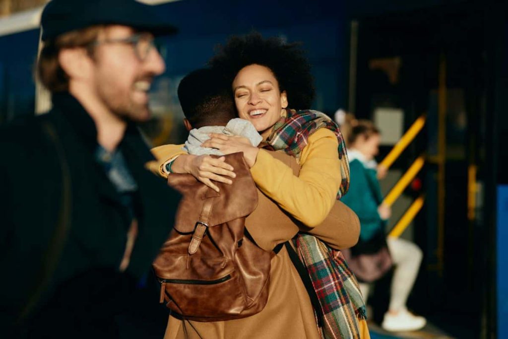 Why Some Expats Feel At Home Faster Than Others: The Psychology Of Belonging